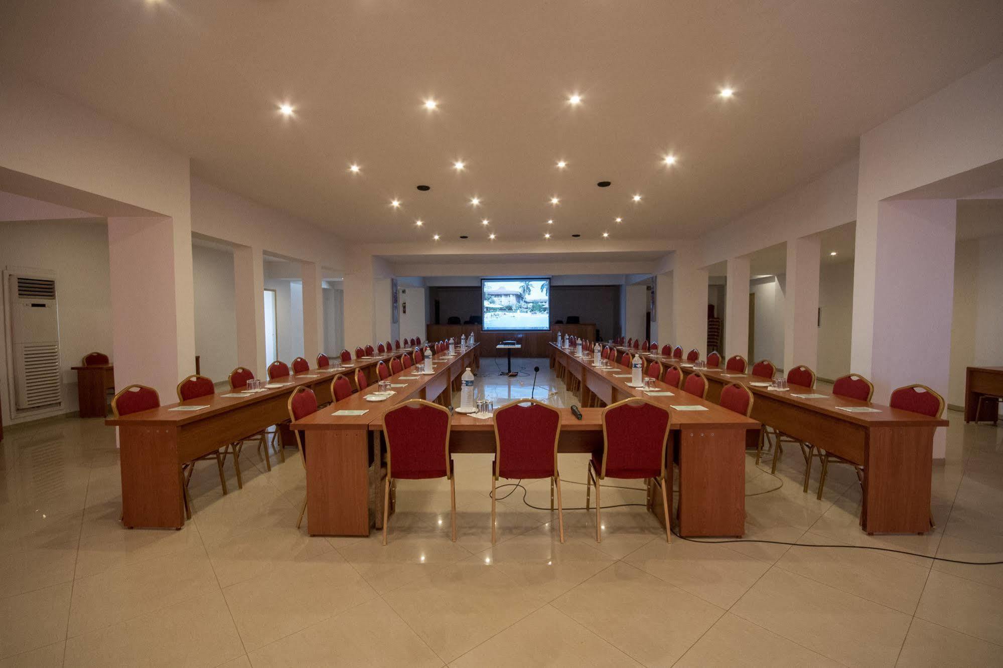 Ngor Diarama Hotel Dakar Ngoại thất bức ảnh